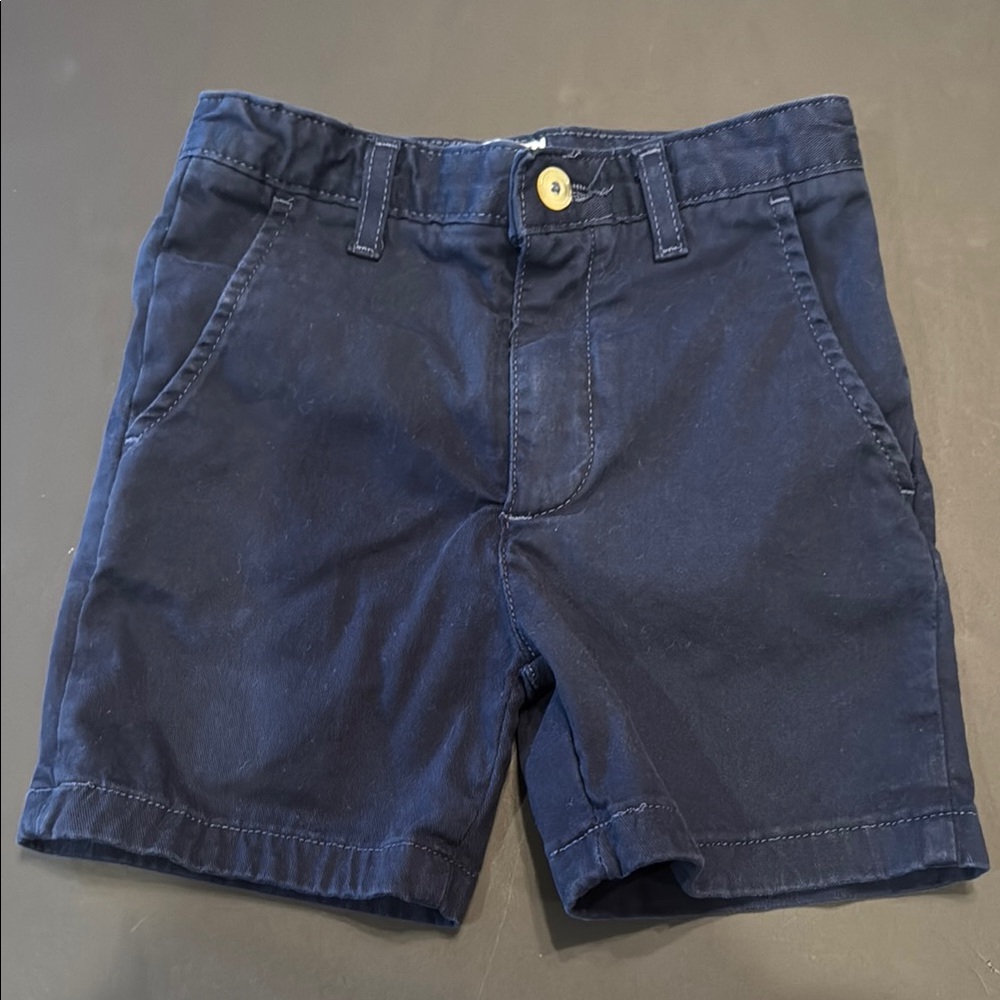 Crown & Ivy Blue Flat Front Chino Shorts Boys size 6. Great condition